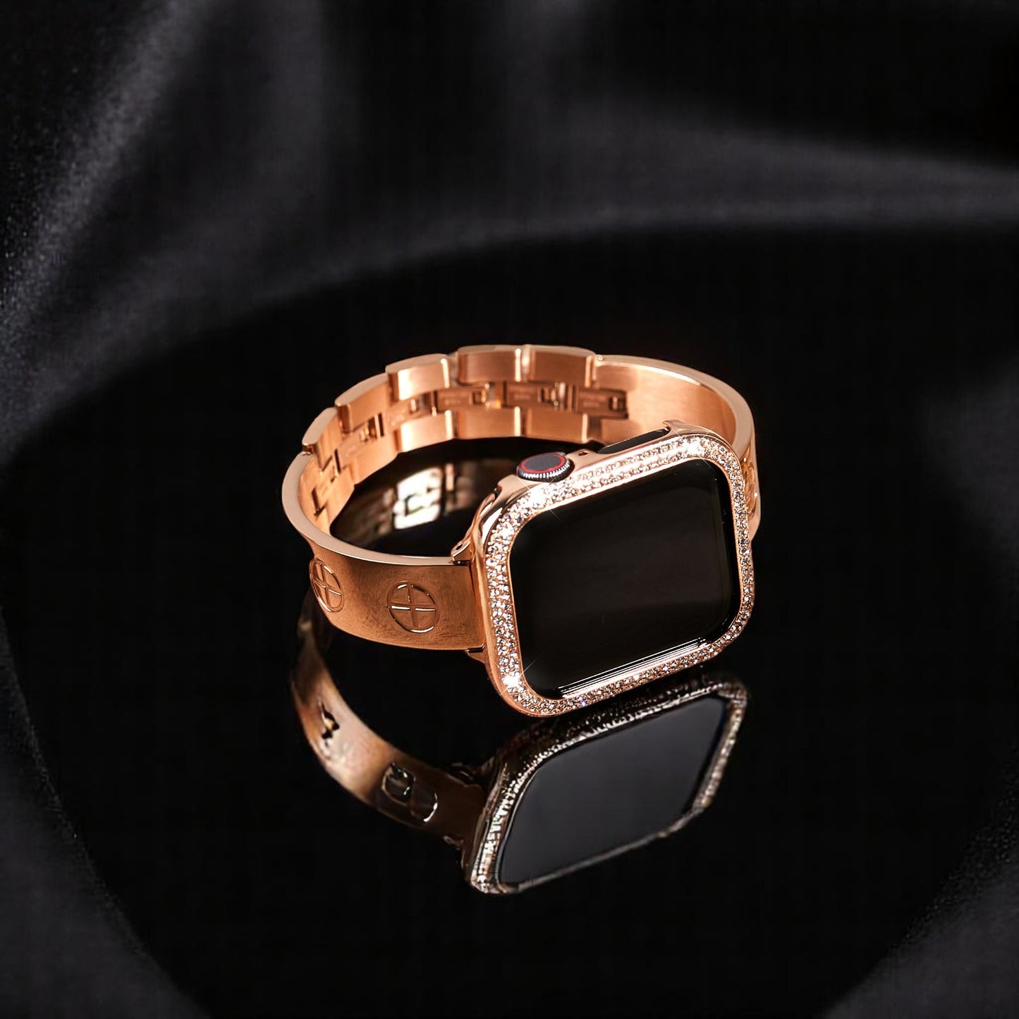 Circle Motif Luxe Band