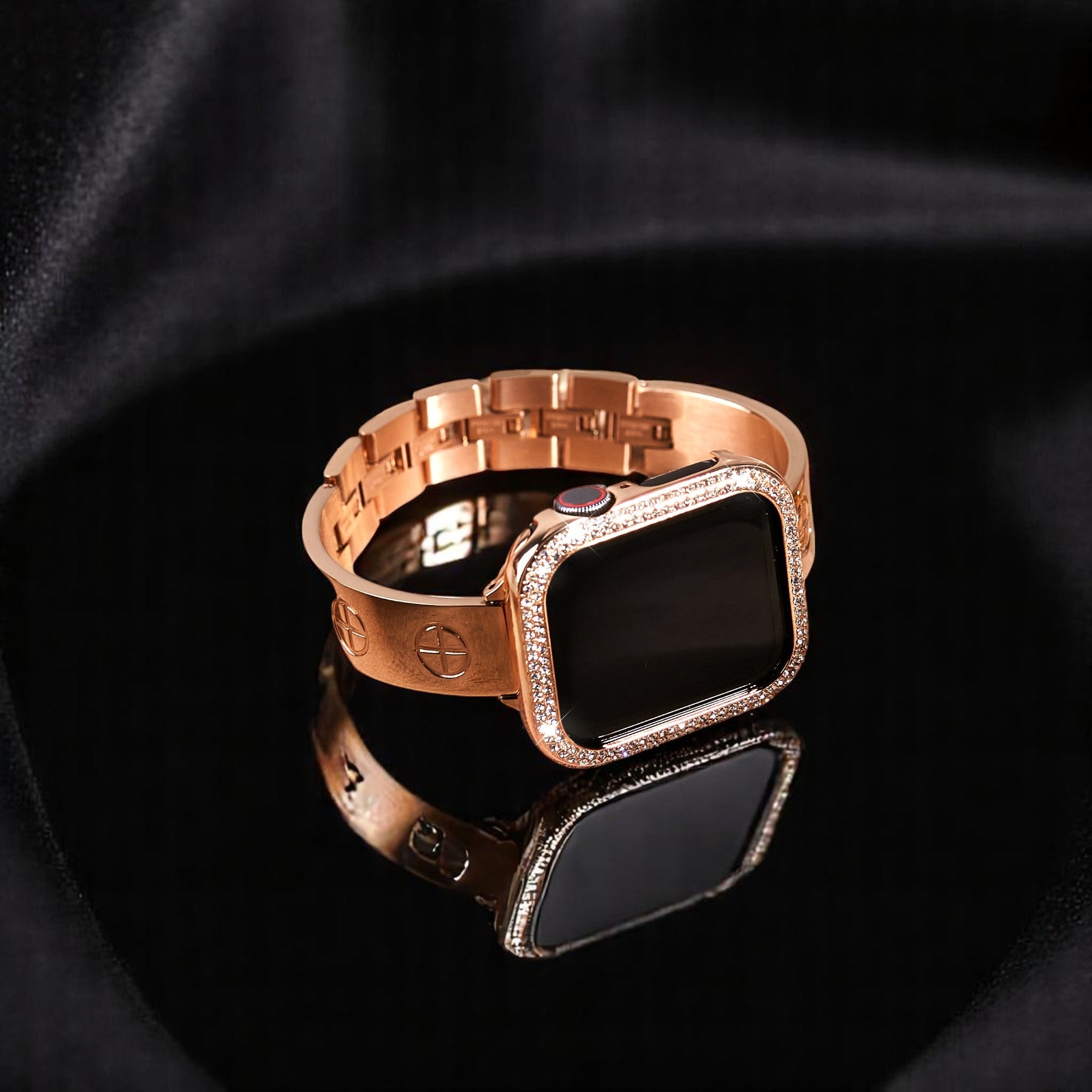 Circle Motif Luxe Band